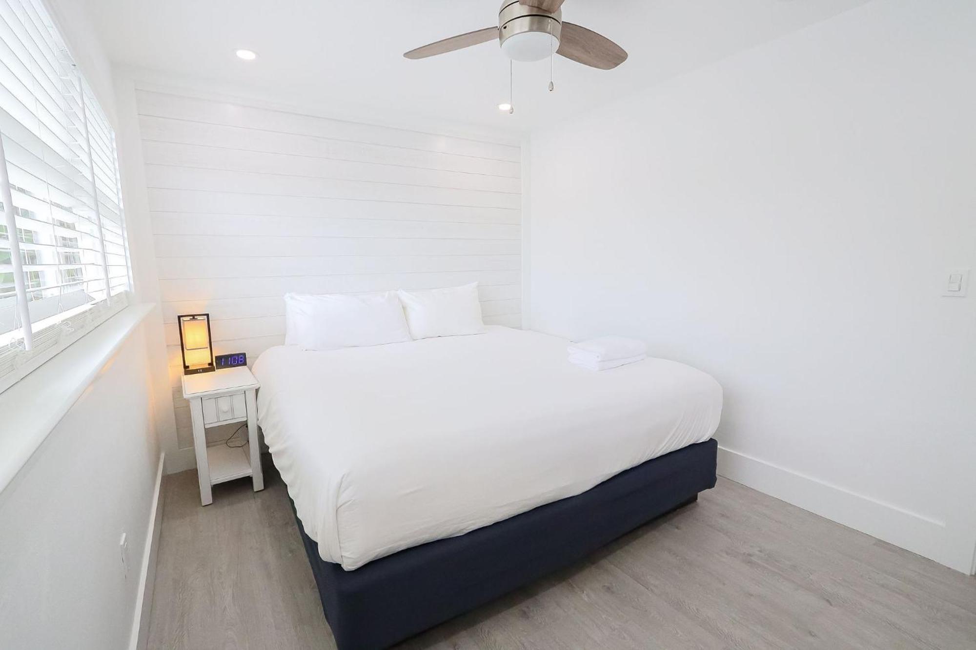 Siesta Key Beach Resort And Suites Sarasota Exteriör bild