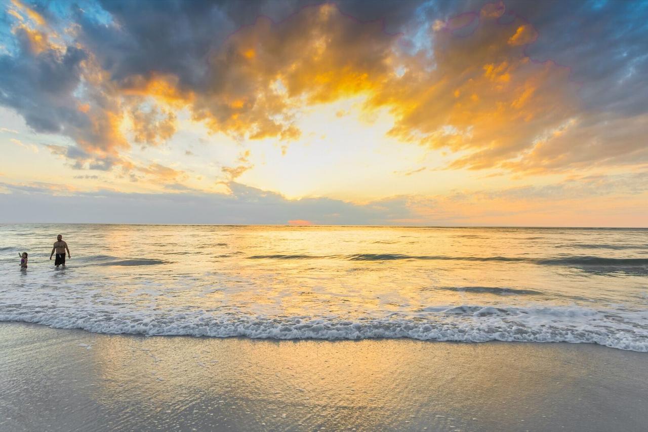 Siesta Key Beach Resort And Suites Sarasota Exteriör bild