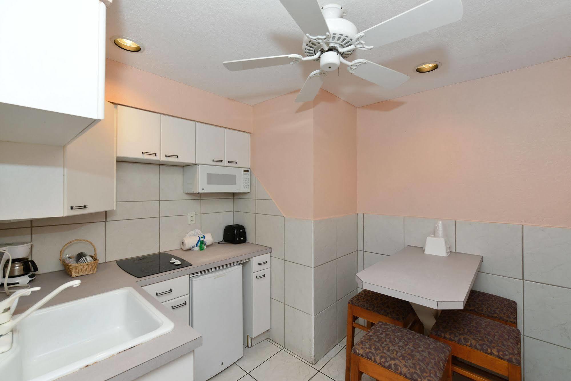 Siesta Key Beach Resort And Suites Sarasota Exteriör bild